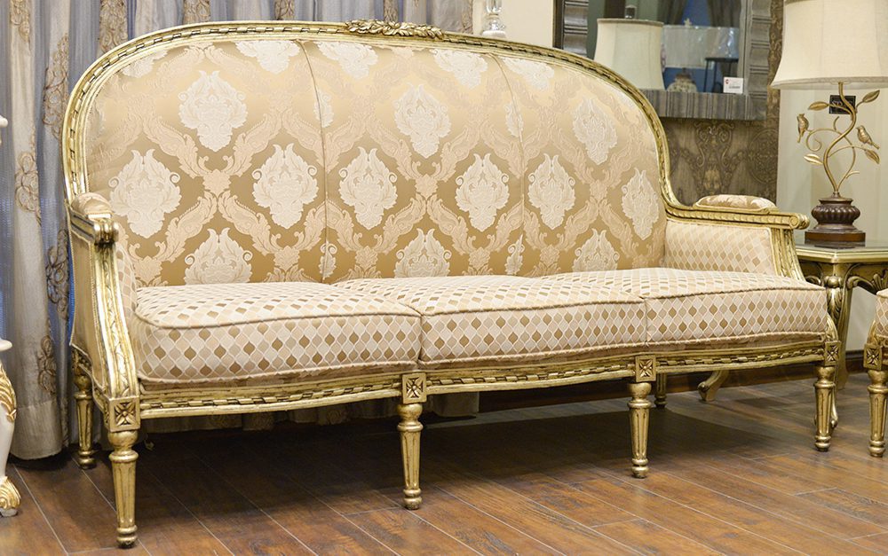 Zendaya – 3 Seater