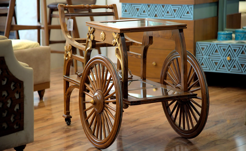 Tea Trolley – Wooden Polish