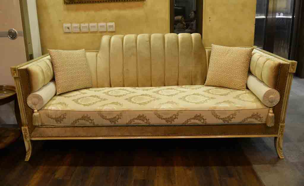 Ariel – 3 Seater