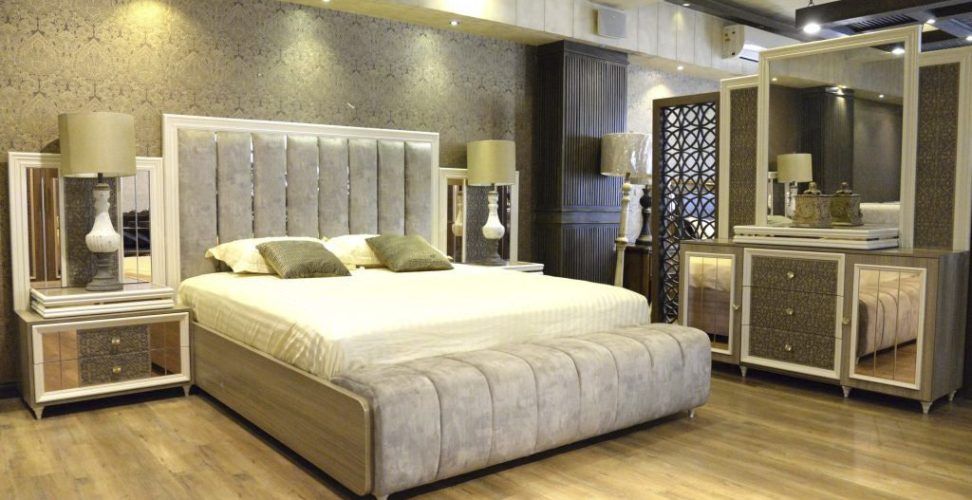 The Complete Guide to Shopping for Furniture Online Safely & Wisely